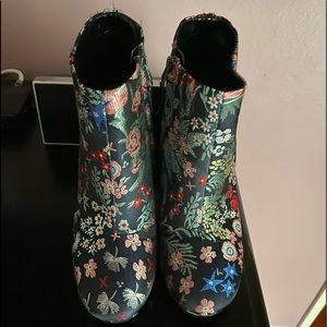 Flower Boots